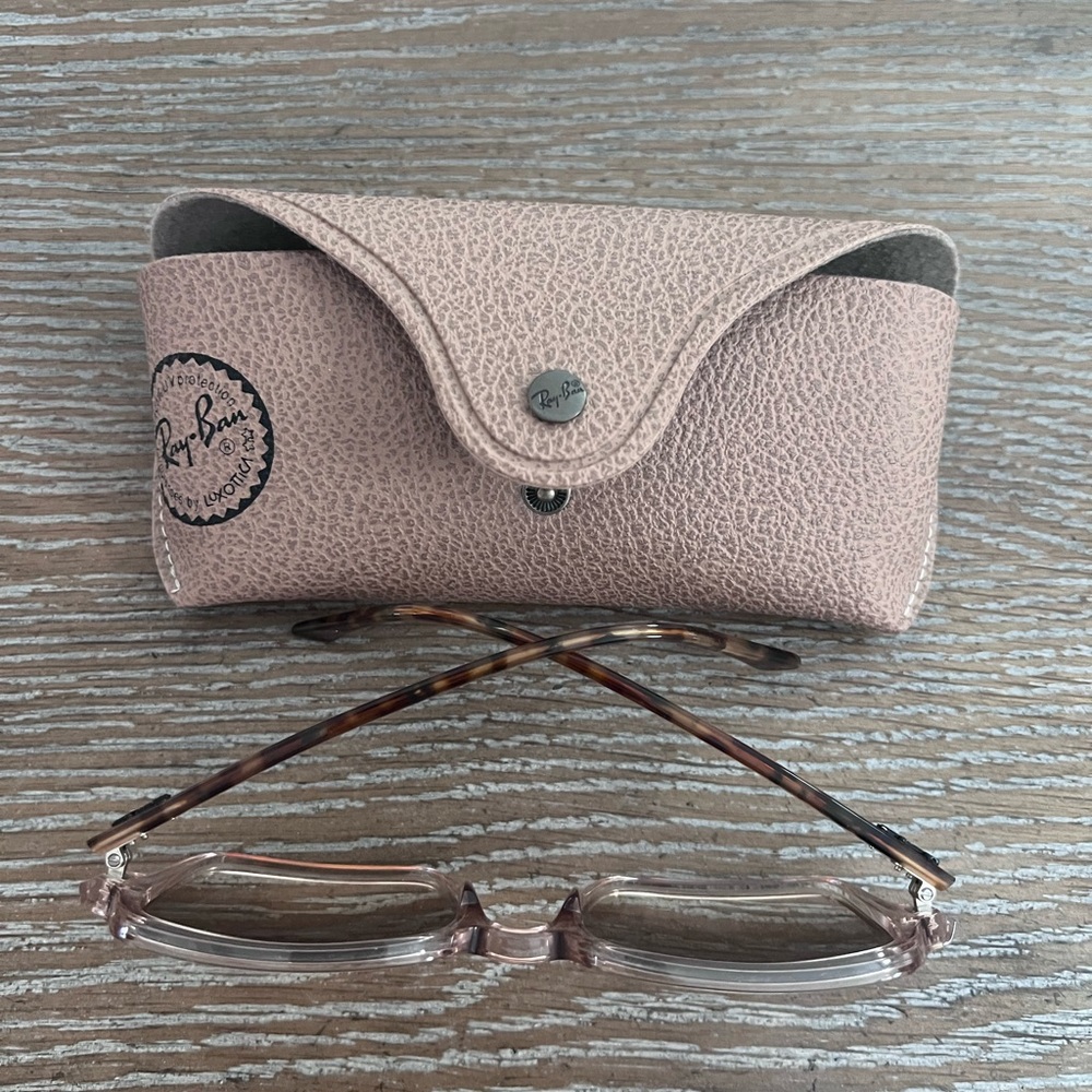 NWOT Ray-Ban Blush Sunglasses with Case - Picture 3 of 6